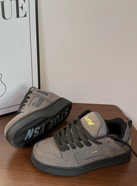 2025冬季新款深灰色面包鞋ins潮美式超火爆款情侣百搭运动休闲鞋