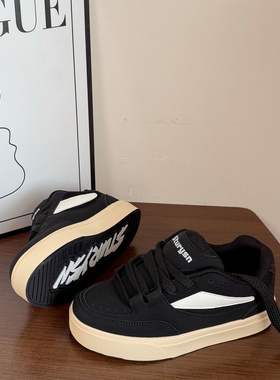 港风情侣厚底黑色板鞋女2025新款黑色厚底百搭ins潮流运动休闲鞋