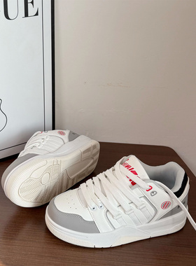 2025冬季新款港风厚底原创板鞋女ins韩版小众百搭运动休闲小白鞋