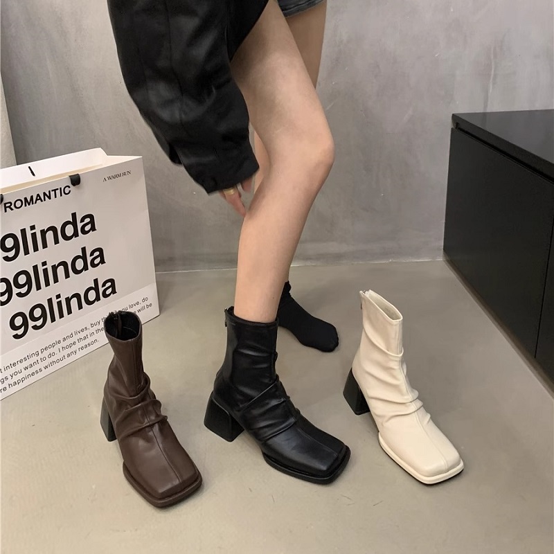 法式瘦瘦靴粗跟复古马丁靴秋冬款