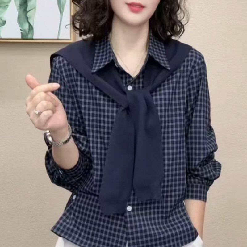 时尚妈妈装格子披肩长袖