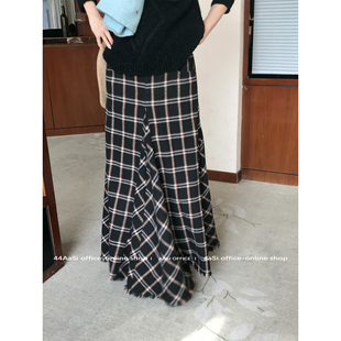44AaSi 格廊记事本 毛呢格纹复古流苏鱼尾宽松显高半身A字长裙冬