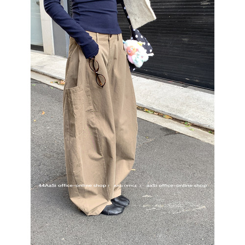 44AaSi 帅帅男友裤 心头爱～多口袋设计感小弯刀牛仔裤秋冬阔腿裤