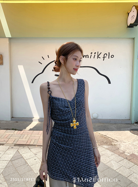 44AaSi 漫步江南 不对称肩带背心多穿荡领连衣裙