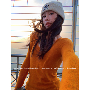 圆领T恤女修身 保暖up秋冬长袖 显瘦羊绒打底 落日幻想 44AaSi