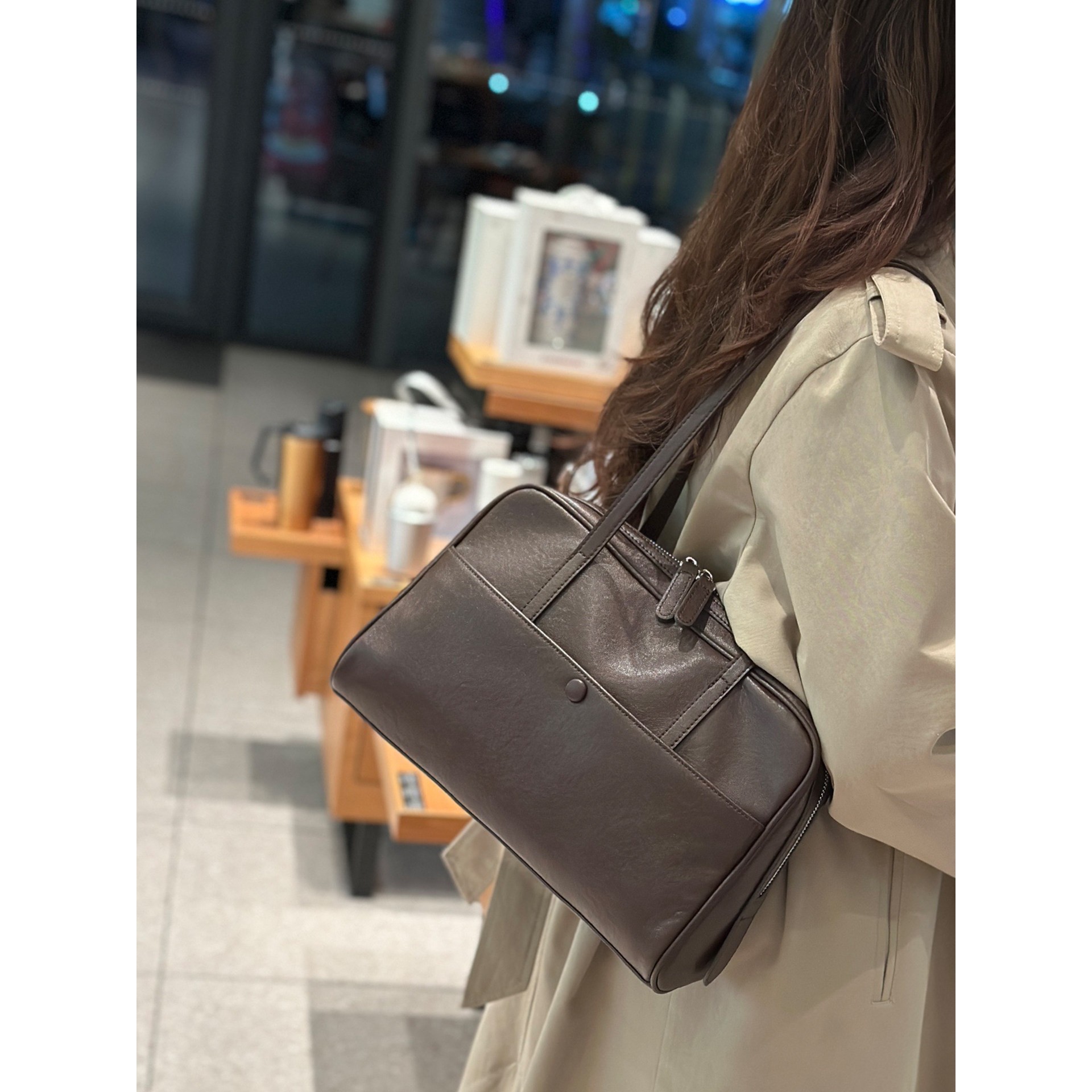 达人推荐真皮托特包女2025新款上班通勤枕头包大容量单肩包软牛皮,箱包皮具/热销女包/男包,托特包,淘宝优惠券,粉丝福利购,淘宝优惠卷