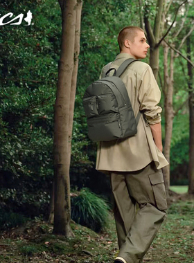 MCS源自万宝路军装风双肩包休闲风男女简约便携百搭款纯色旅行包