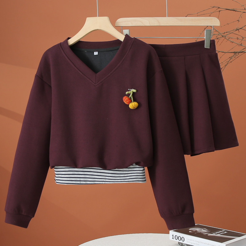 小个子时尚短裙子套装女早春2026年新款洋气减龄卫衣半身裙两件套