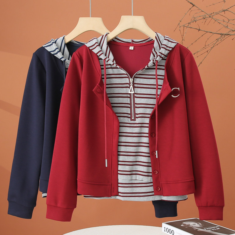 假两件条纹连帽卫衣外套女春季2026新款时尚洋气女士短款拼接上衣