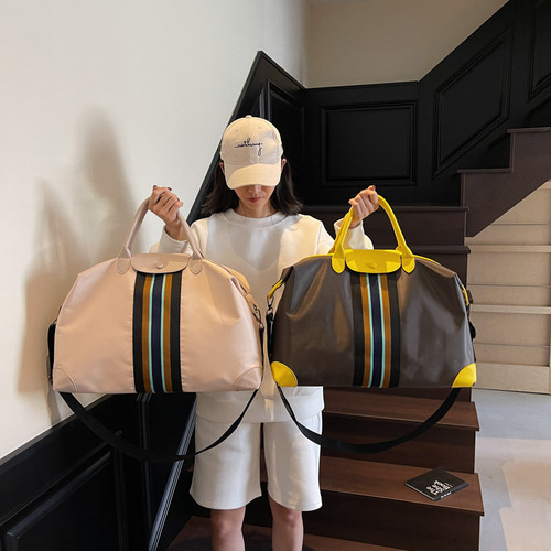 轻便牛津布斜跨装衣服旅行包结实