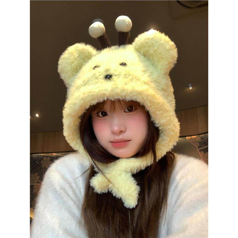 可爱蜜蜂小熊针织毛绒帽女秋冬季保暖百搭显脸小防寒护耳雷锋帽子