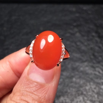 保山南红戒指雅露气质时尚