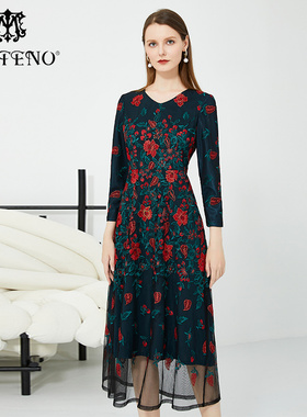 马天奴女装秋冬绿色绣花圆领收腰连衣裙子长袖时尚气质流行法式
