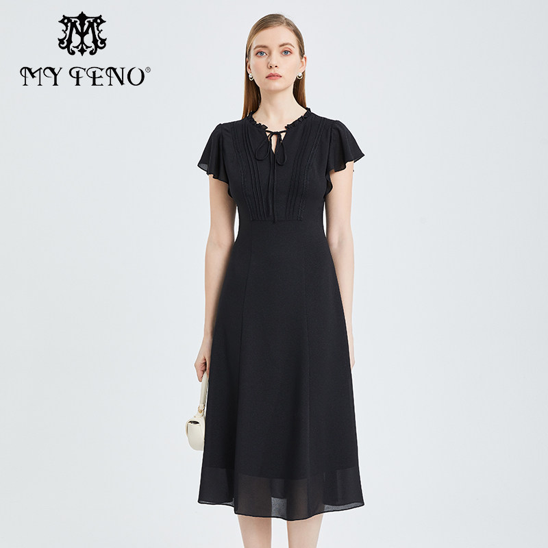 专柜正品马天奴女春夏新品纯色系带喇叭袖连衣裙子高腰中长通勤