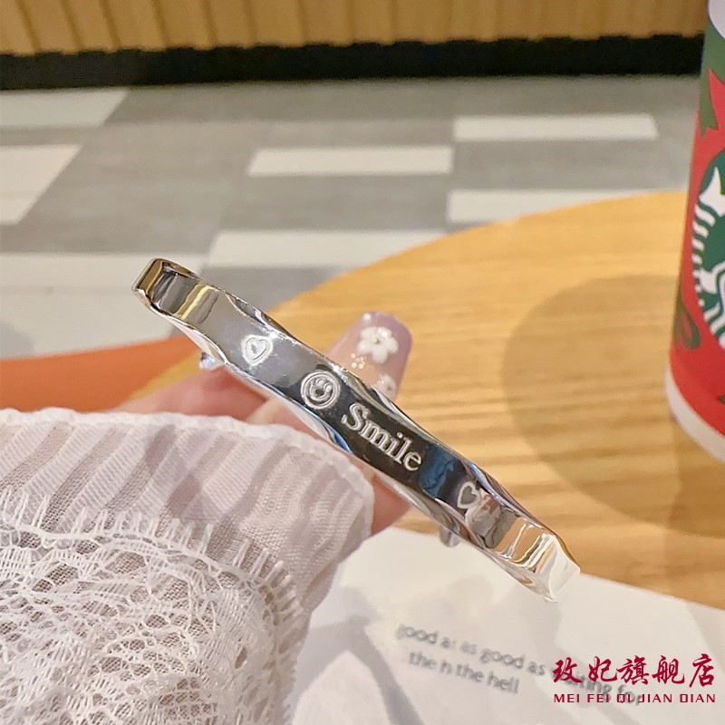 爱心笑脸纯银手镯女可爱卡通时尚