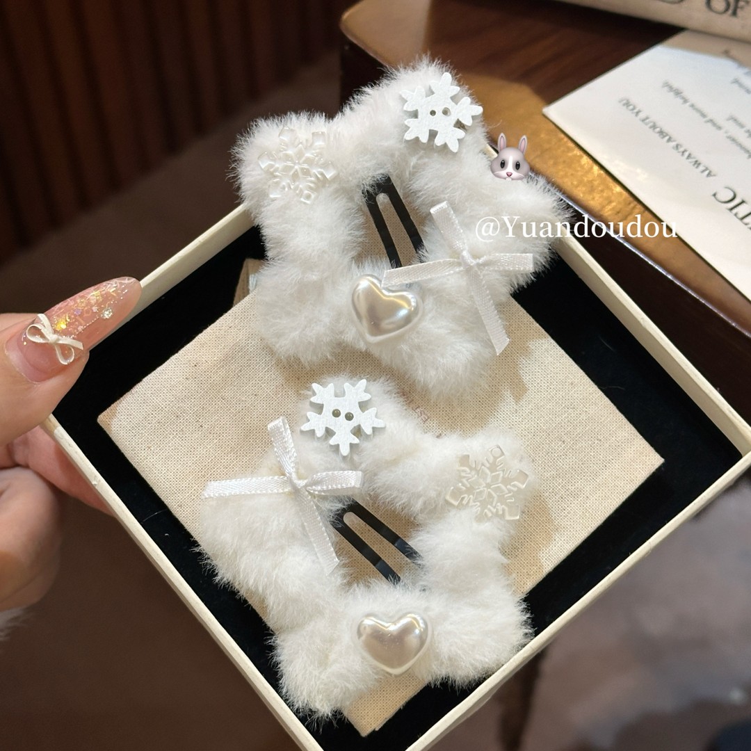 冬日氛围感~纯白色雪花五角星发夹女侧边刘海夹子毛绒绒雪天发饰