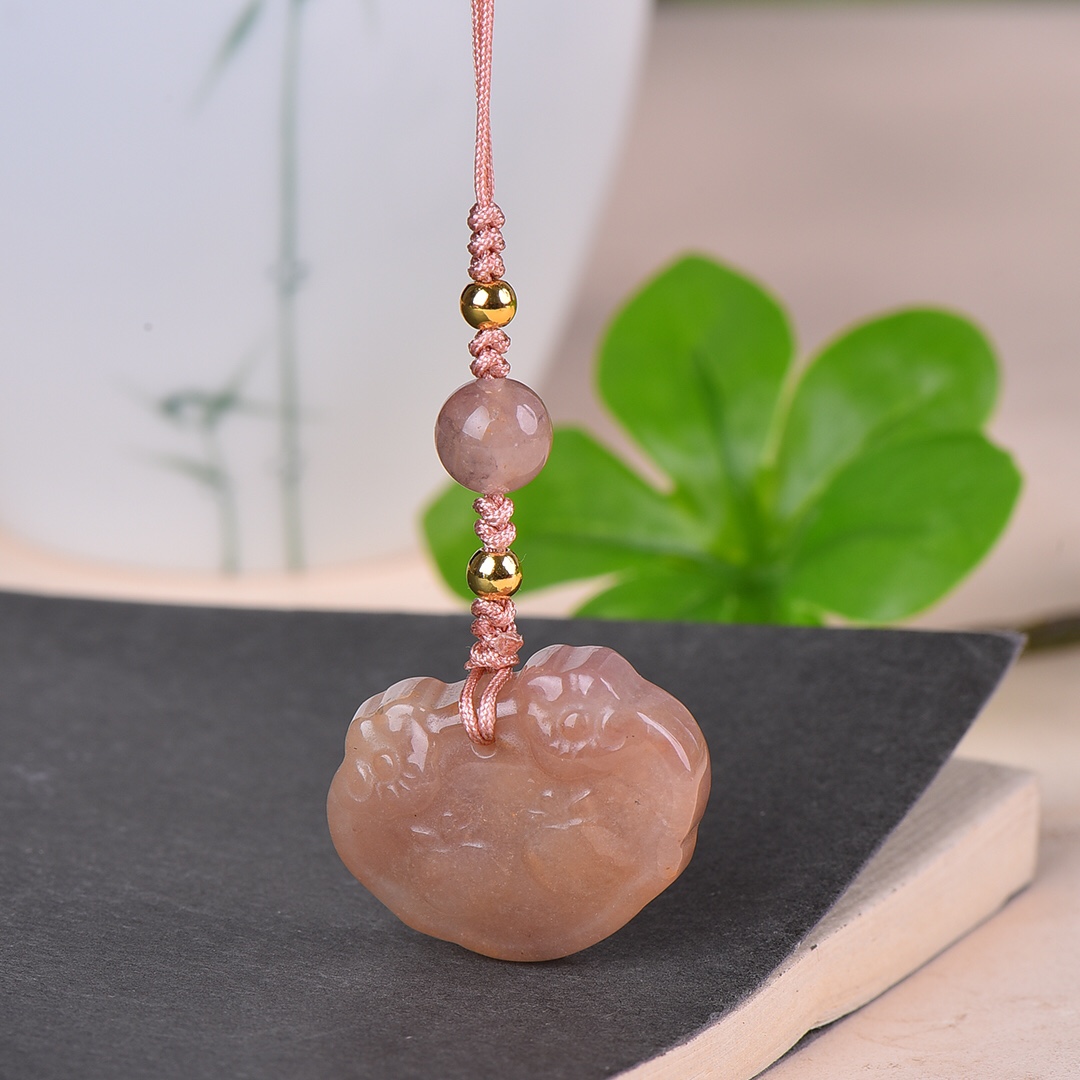 金丝玉桃花酿富贵锁手机链挂件