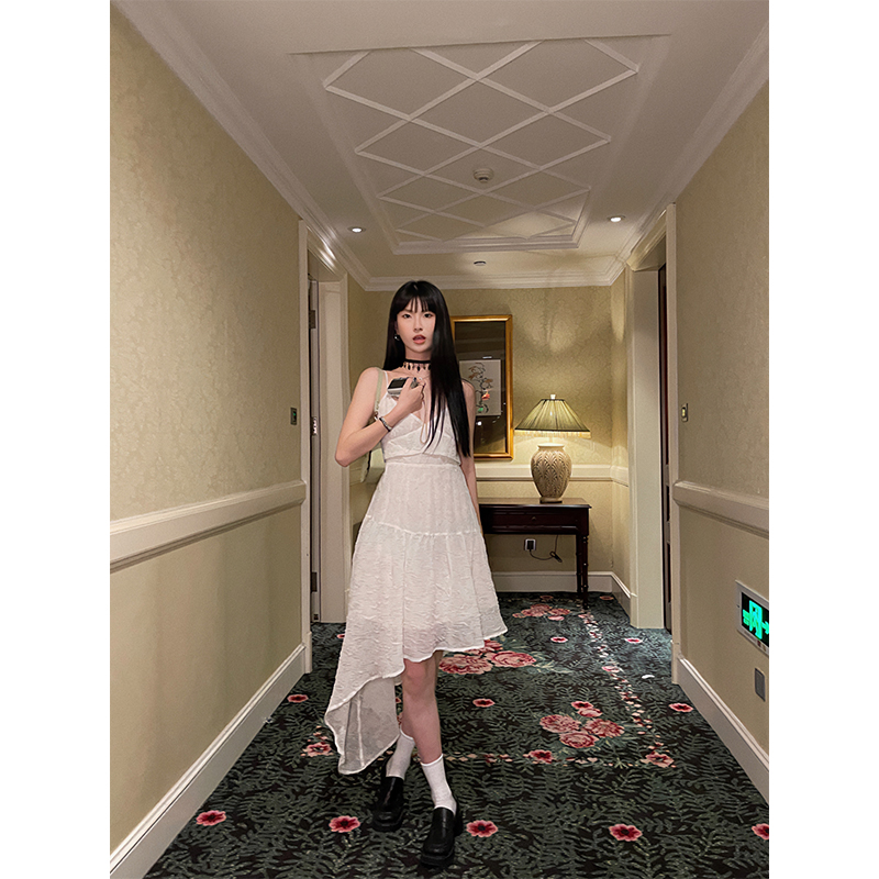 MOWENTI文文婷不规则吊带裙