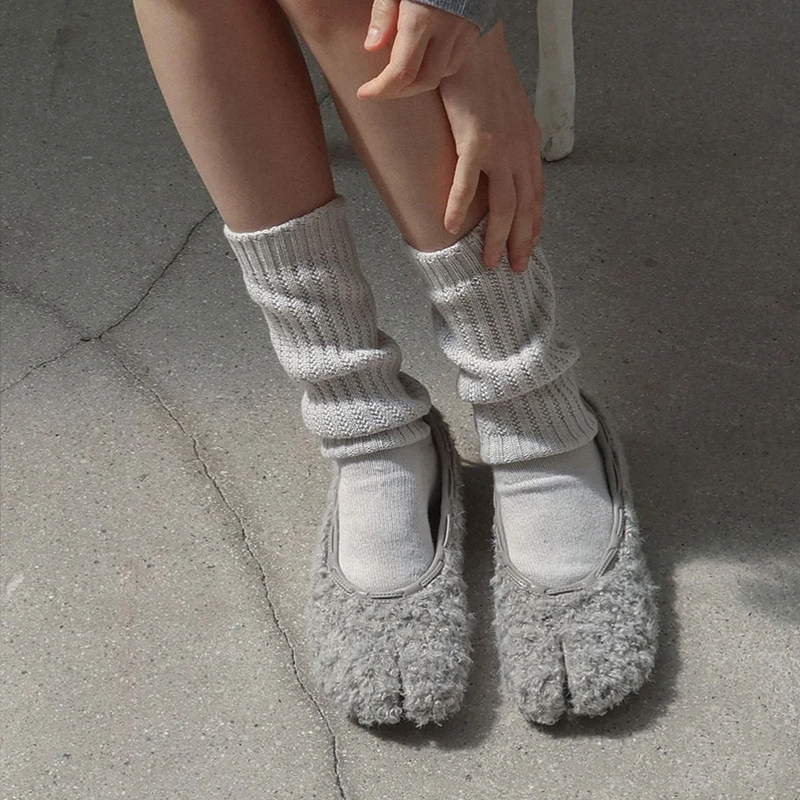 羊羔毛灰色小众设计分趾芭蕾舞鞋女2026春季新款浅口不累脚玛丽珍,女鞋,时尚芭蕾鞋,淘宝优惠券,粉丝福利购,淘宝优惠卷