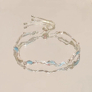 精致手链女2025新款儿童高颜值学生党手串轻奢风小众女生闺蜜手饰