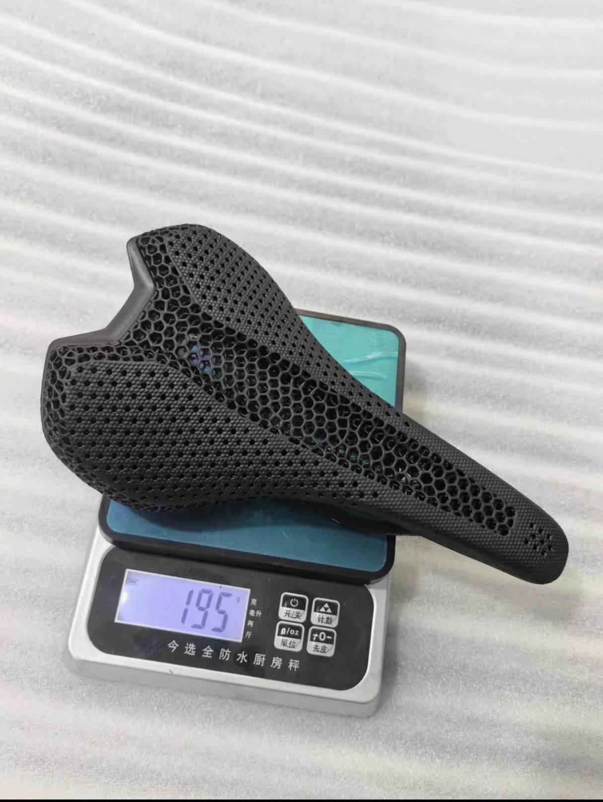 倒爷闪电同款碳纤维3d打印自行车坐垫中空短鼻舒适折叠车座包