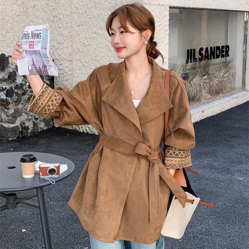 民族风刺绣麂皮绒风衣外套女春秋2025新款小个子收腰爆款大衣超火