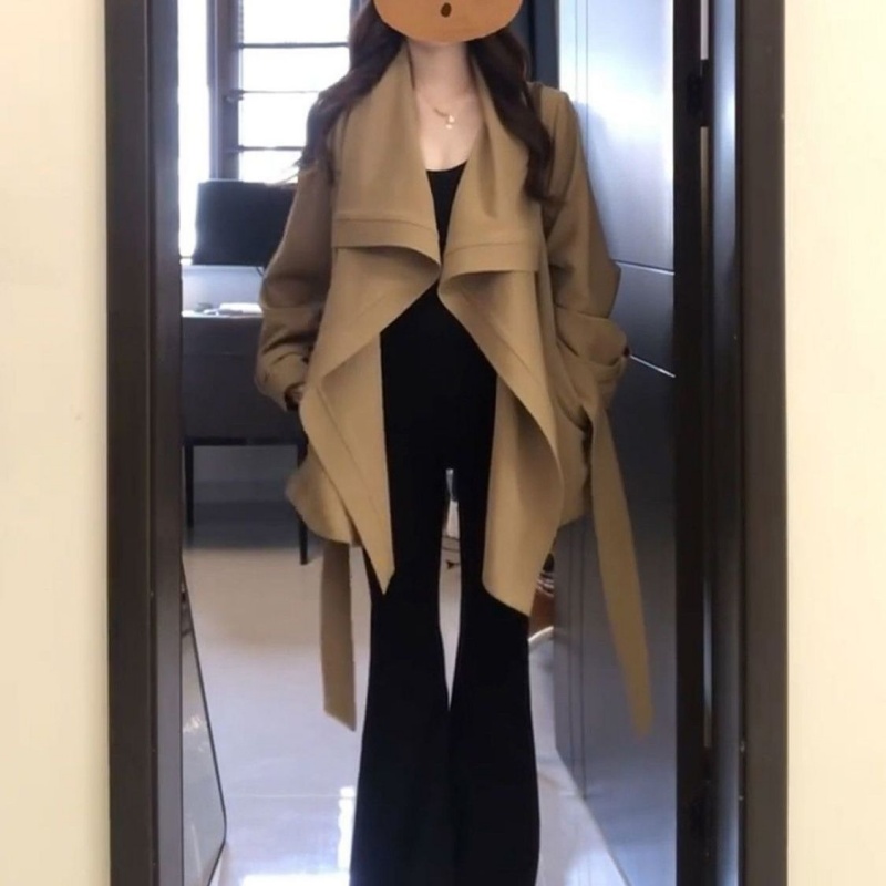 卡其色风衣外套女2025新爆款早秋韩系氛围感穿搭显瘦大码胖mm大衣
