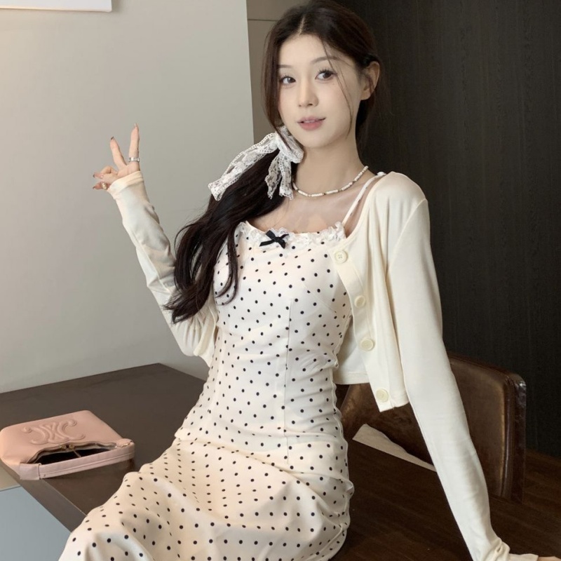 韩系波点吊带蝴蝶结连衣裙子女温柔气质2025新款春夏季小个子长裙