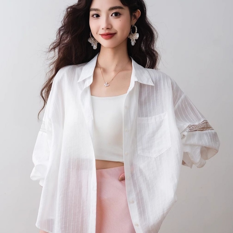 镂空蕾丝拼接条纹衬衫外套女夏季慵懒风宽松冰丝衬衣长袖防晒上衣