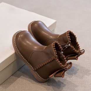 真皮女童靴子2025秋冬新款儿童马丁靴加绒软底短靴英伦风女孩棉靴