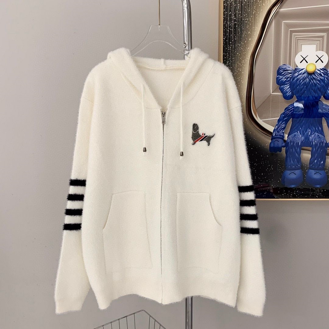 时尚新款小狗四杠条纹貂绒拉链连帽针织开衫慵懒风毛衣外套女