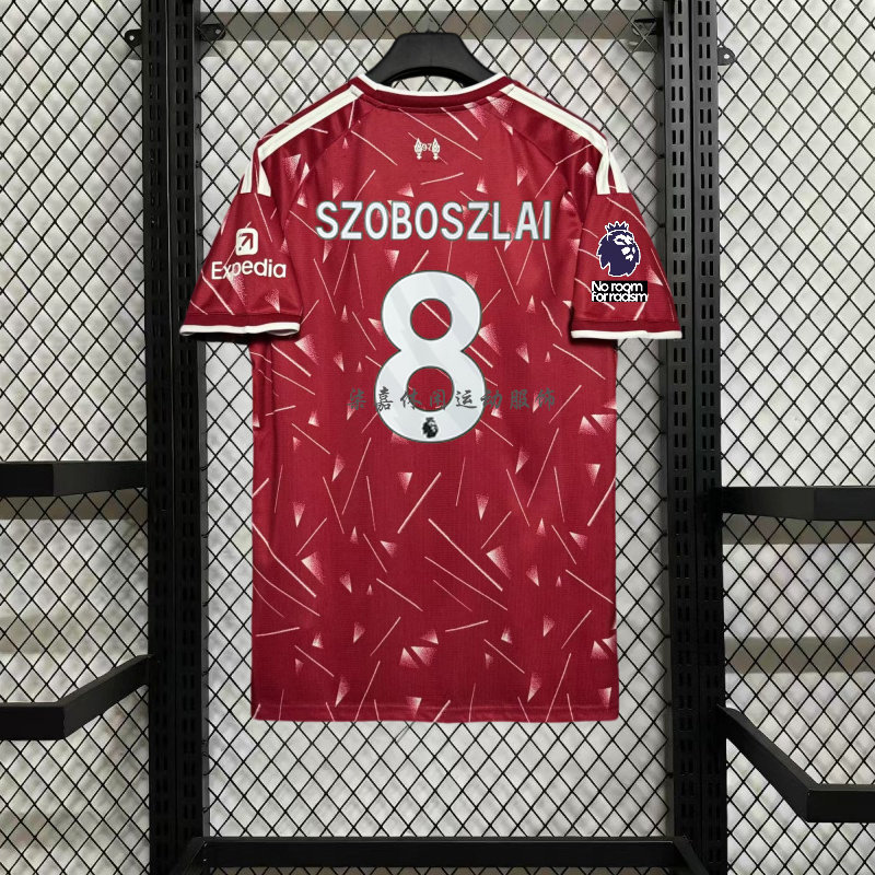 เสื้อแข่งทีมลิเวอร์พูล รุ่นบอนัส หมายเลข 2627 สำหรับเด็ก พร้อมชุดแข่งของฟาบินโญ่ ซาลาห์ เวลตซ์ แมคแอลิสเตอร์ และฟานไดจ์ค