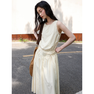 SUPERSCAPE素舶 棉混纺轻盈空气感抗皱手工编织带圆领收腰连衣裙