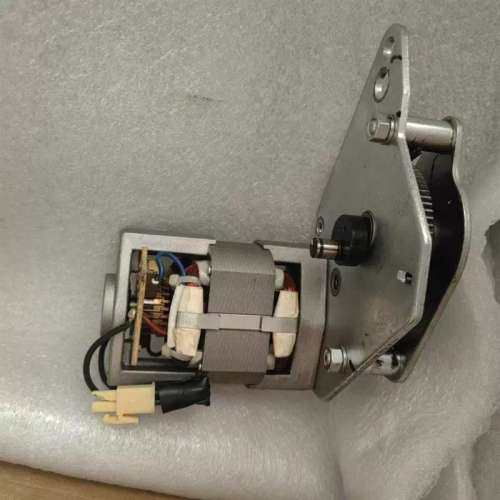 峙崎主开关配件蓄能电机AMR-1B/1C UVT22B/31B，ART-1，AVR-1C