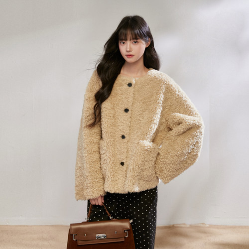 韩系羊羔毛保暖外套女