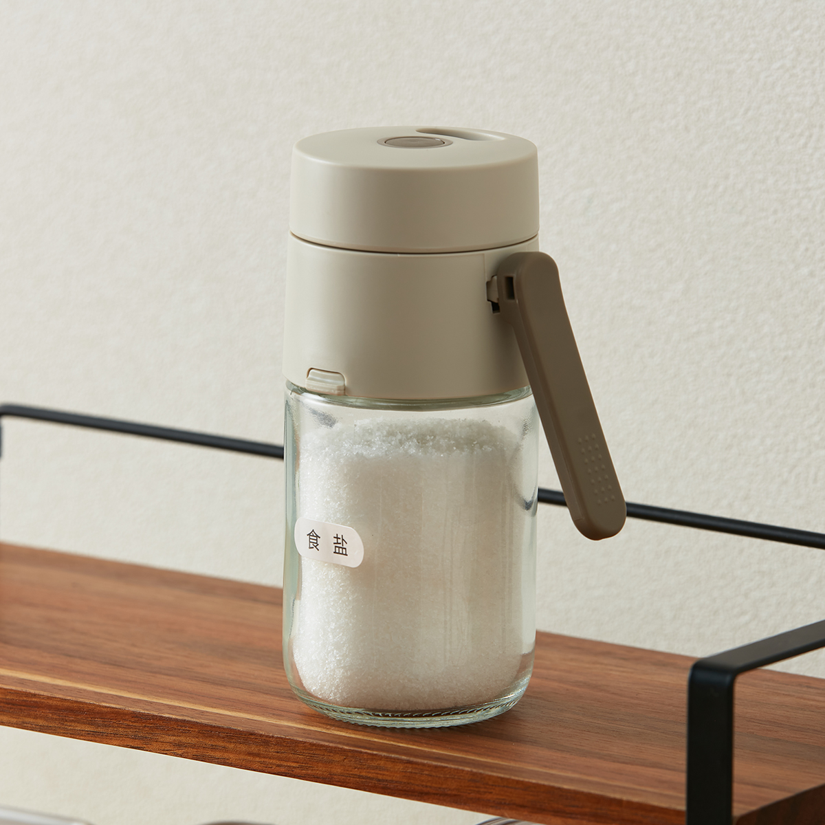 NITORI宜得利家居定量撒料调味罐