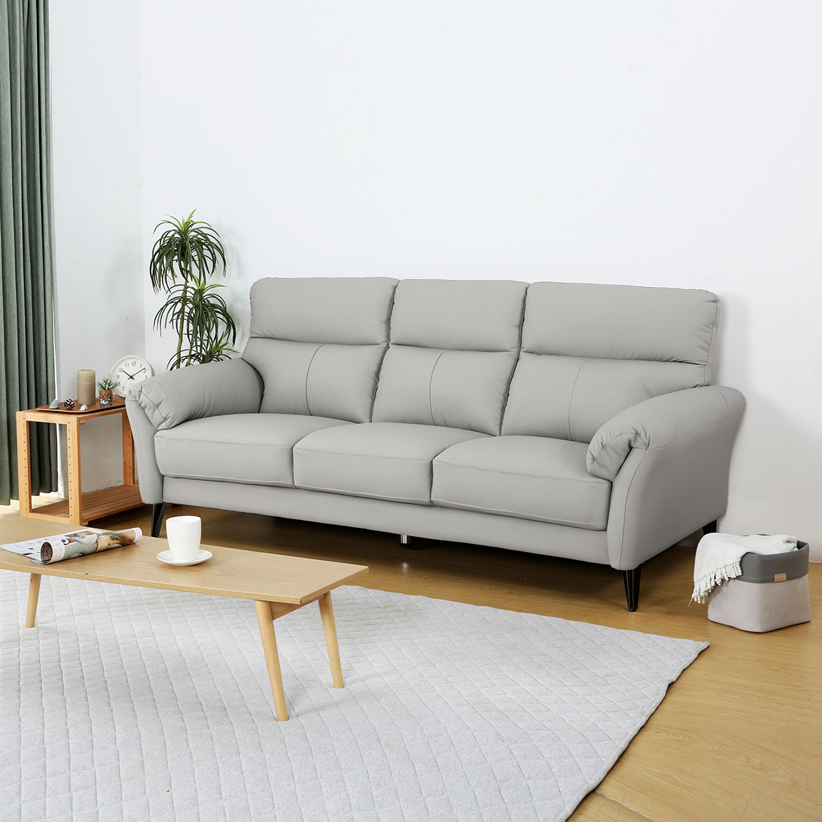 NITORI宜得利家居复古风皮沙发