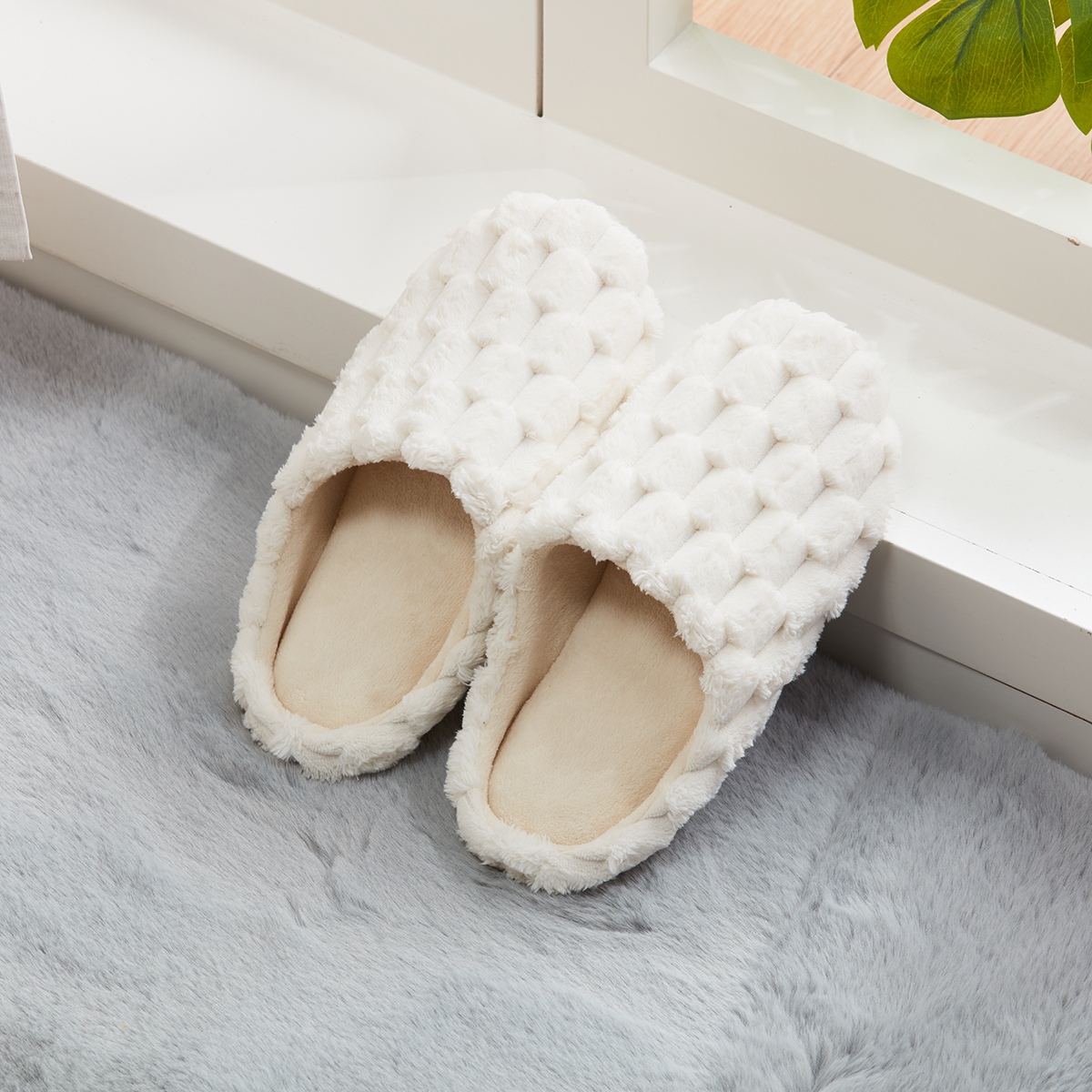 NITORI宜得利家居方形格花纹拖