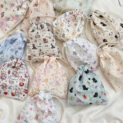 53314 【版权款】压花卡通束口袋防尘便携整理布袋抽绳化妆品收纳