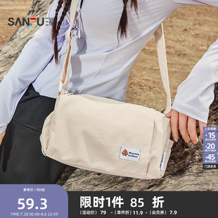 三福斜挎包夏季 學(xué)院運(yùn)動(dòng)風(fēng)多口袋輕量小枕頭包帆布女包500193