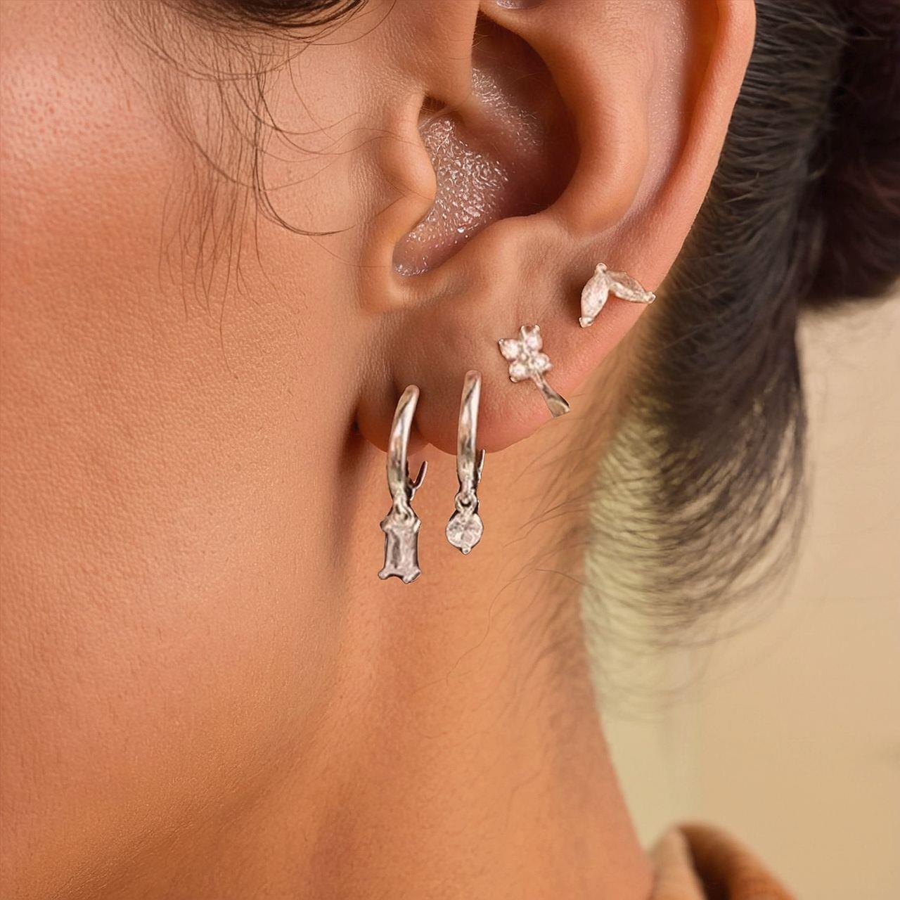 2025超火耳环小众独特贵气耳饰欧美黄铜电镀时尚优雅耳环高级女士