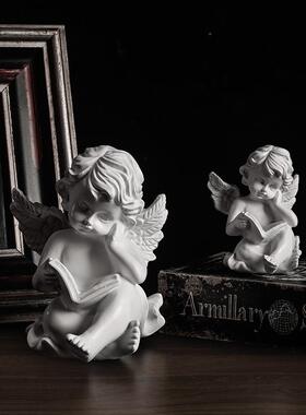 酒柜摆件客厅2025新款北欧纯洁读书天使客户餐厅服装店咖啡店名宿