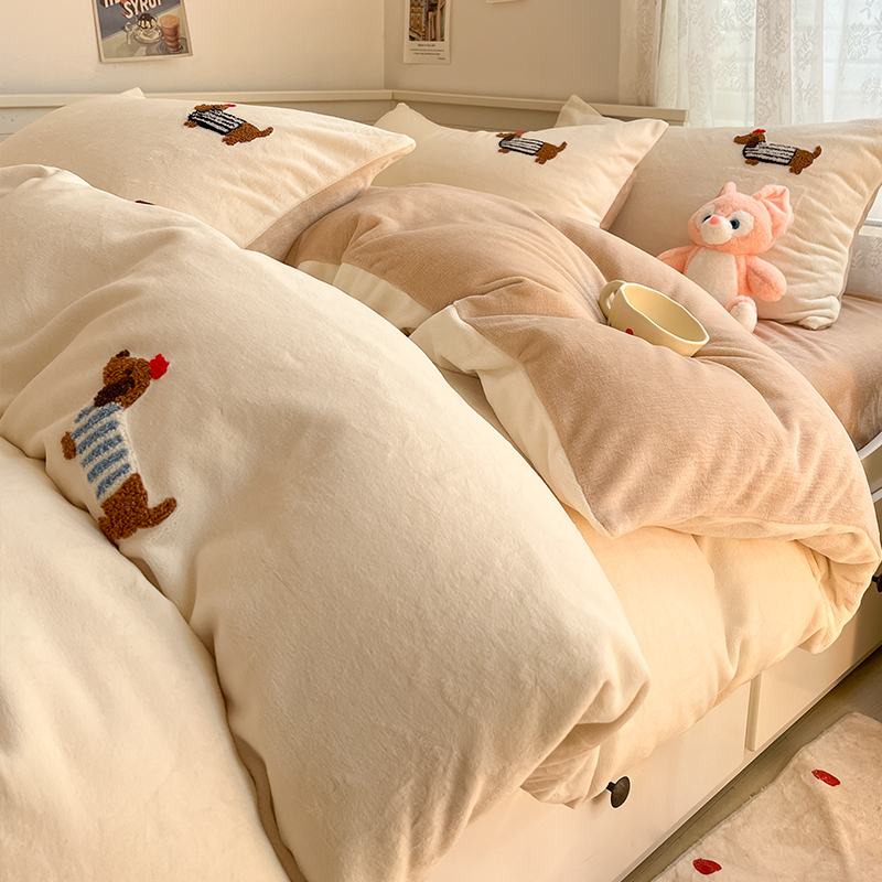 ins风毛巾绣牛奶绒四件套