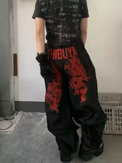 Cgg American High Street Heavy-Duty Red Dragon Embroidered Scimitar Workwear Jeans for Men, Niche Loose Wide-Leg Straight Pants