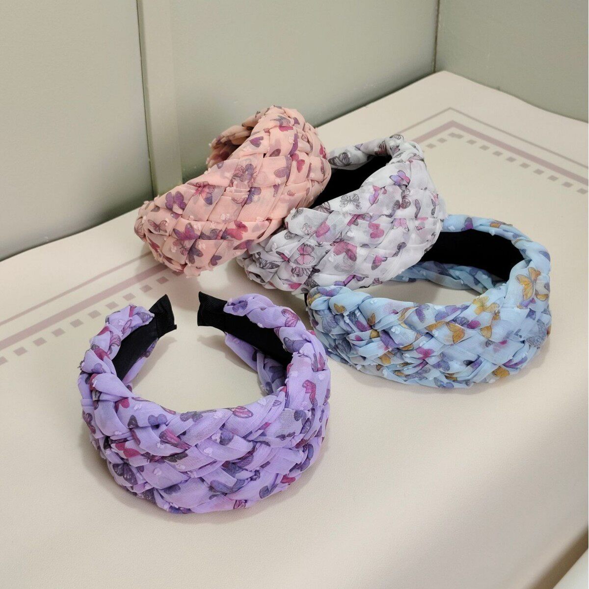 春夏新款小清新蝴蝶碎花麻花辫编织发箍气质百搭高颅顶宽头箍发卡