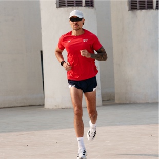 BODYWIT身体智慧男士 跑步T恤亲肤防磨马拉松 汗水赛道速干透气短袖