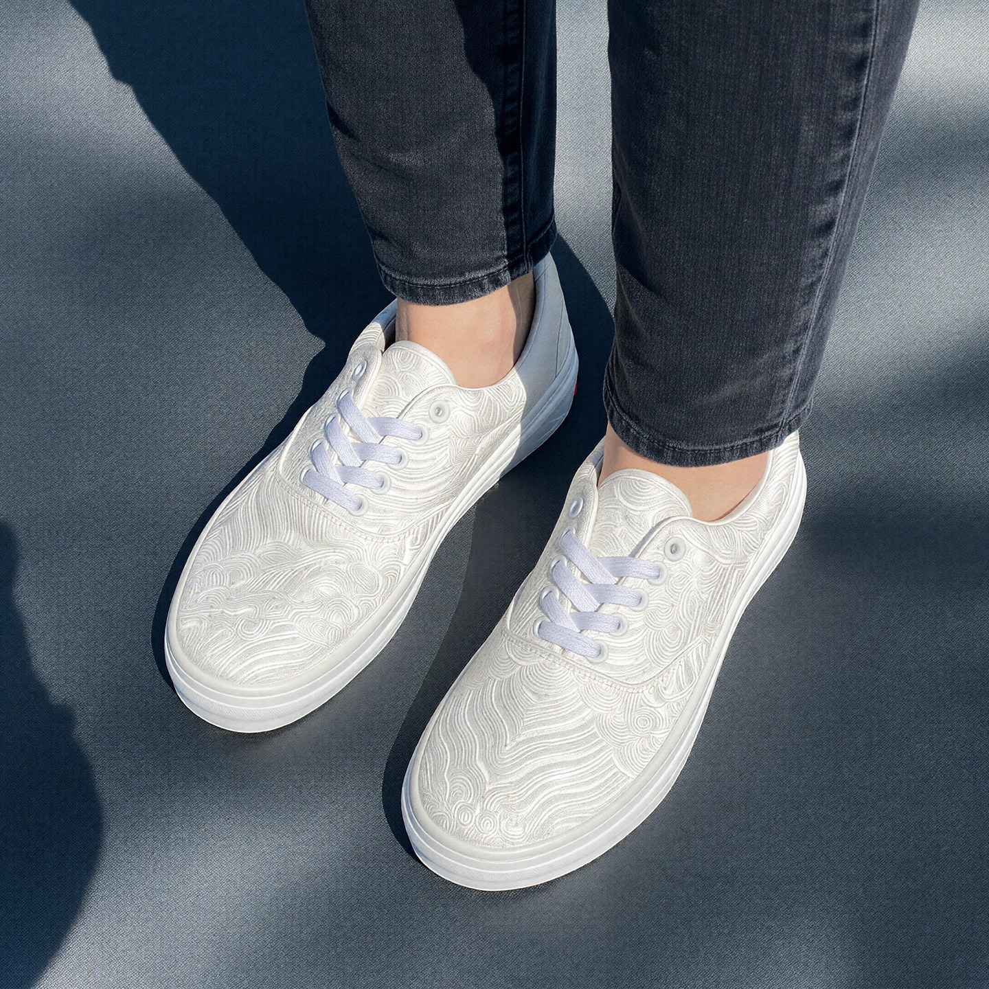 夏季单鞋厚底男鞋大码47码鞋子男款百搭休闲板鞋男白色透气帆布鞋