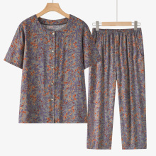 2025新款妈妈夏装老年上衣奶奶绵绸套装短袖两件套老太太衣服上衣