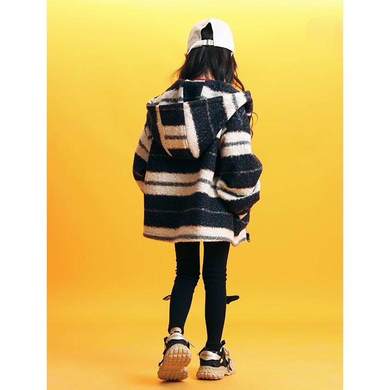 女童羊羔绒外套秋冬款2025大童儿童夹棉加厚中长款毛呢冬装羊羔毛