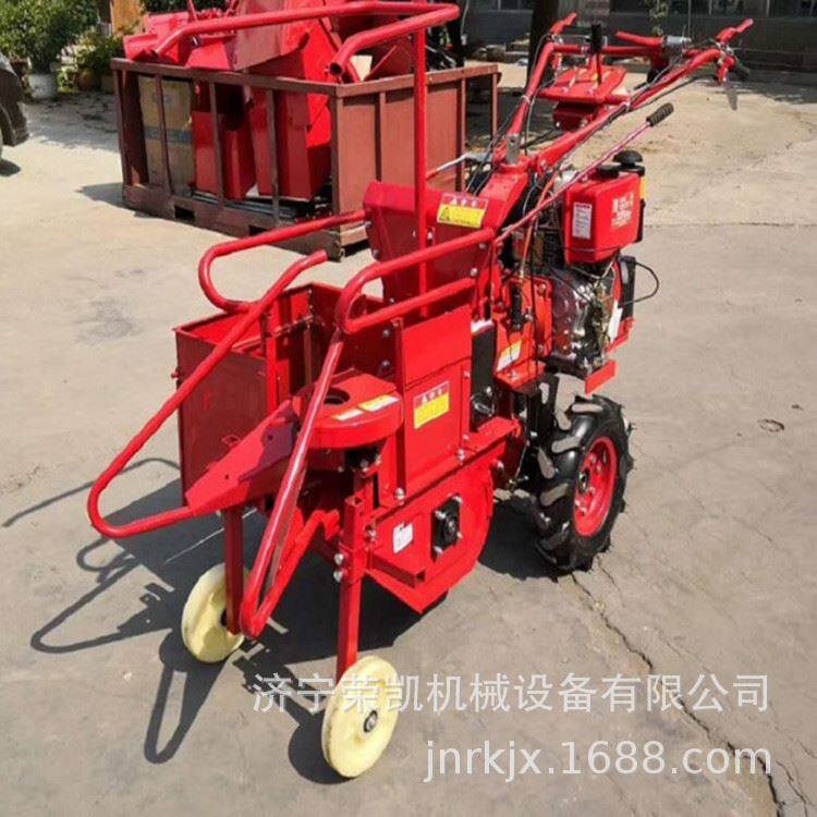 自走式玉米收获一体机15马力柴油收割玉米机器秸秆粉碎还田包谷机